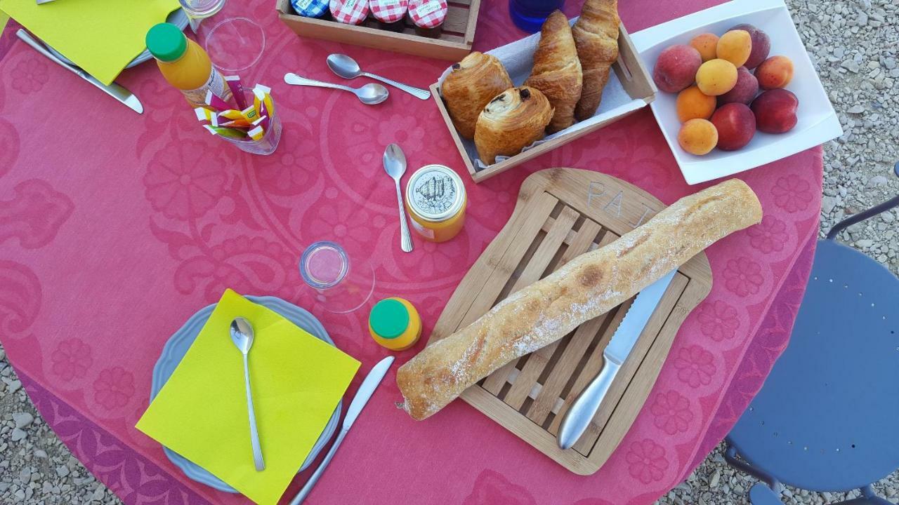 Bed and Breakfast Campagne Cérès à Le Puy-Sainte-Réparade Extérieur photo